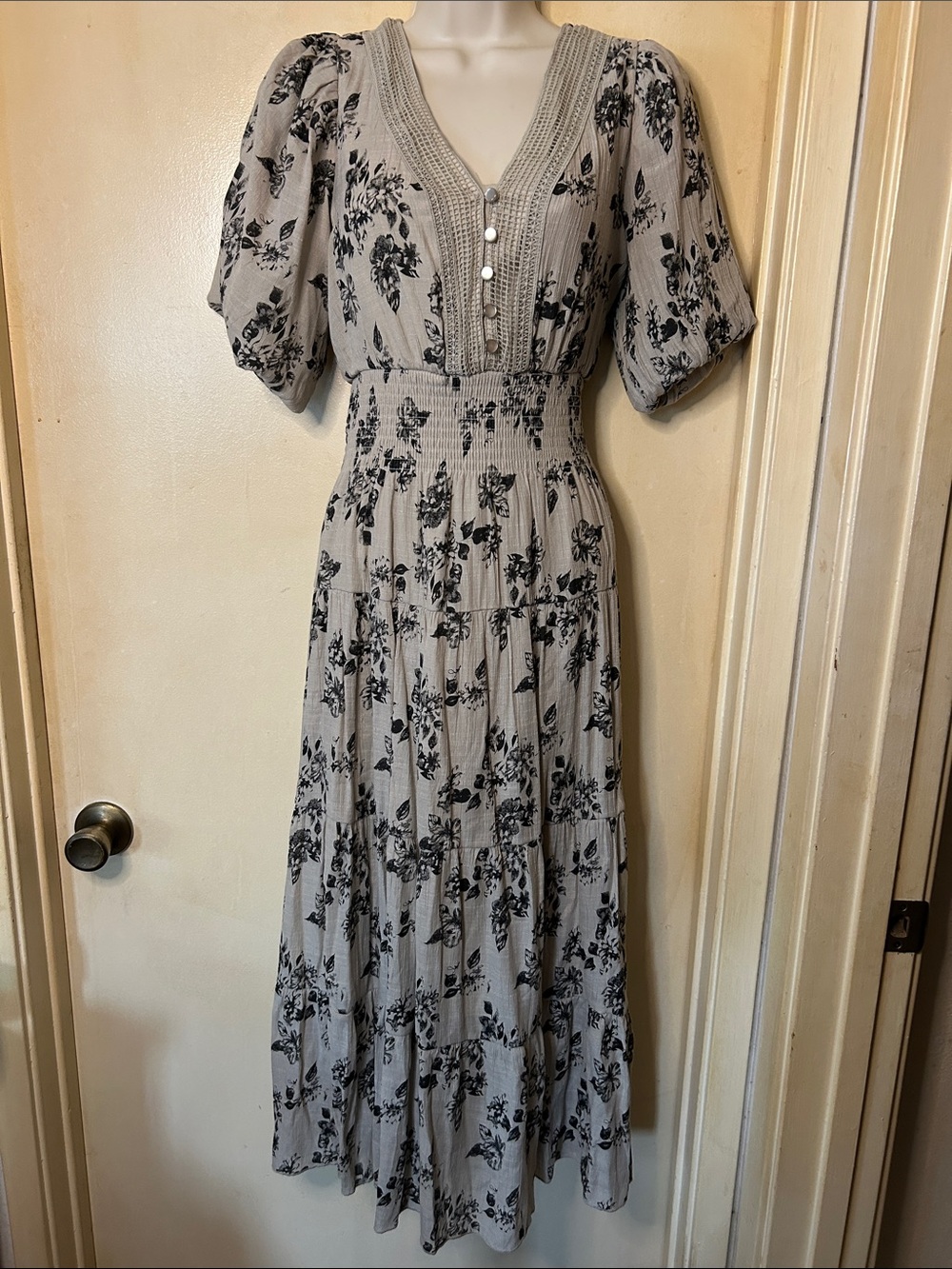 J Gee Khaki Smocked Waist Maxi with Black Florals size MP